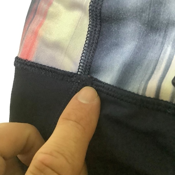 Lululemon Run: Sun Sprinter Crop Sz 4 Deep Indigo/Mirage Deep Indigo/Pow Pink - Picture 10 of 11